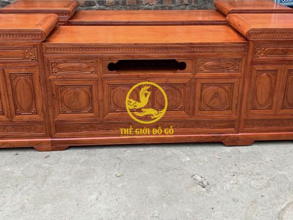 Kệ tivi đồng tiền vách trơn