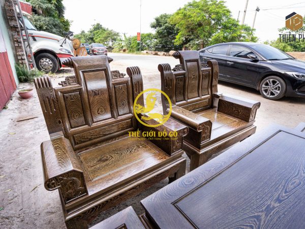 Âu á hộp mun – vách trơn